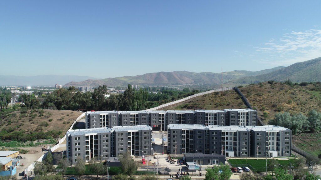Fotografía del proyecto habitacional Cumbres de Huechuraba